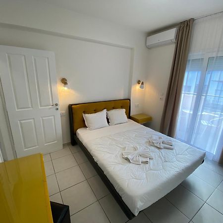 Opalium Beach Front Suites Потос Экстерьер фото