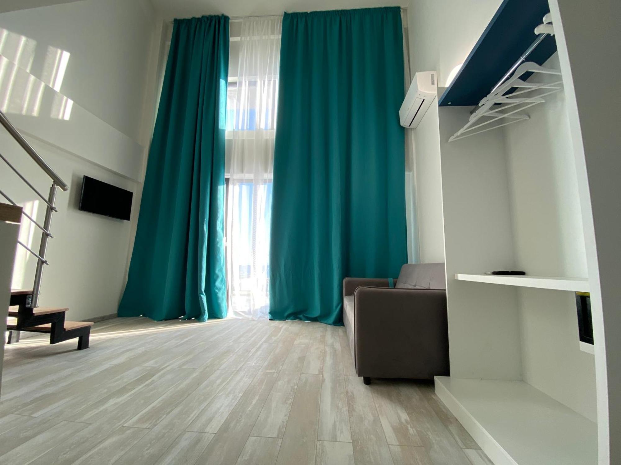 Opalium Beach Front Suites Потос Экстерьер фото