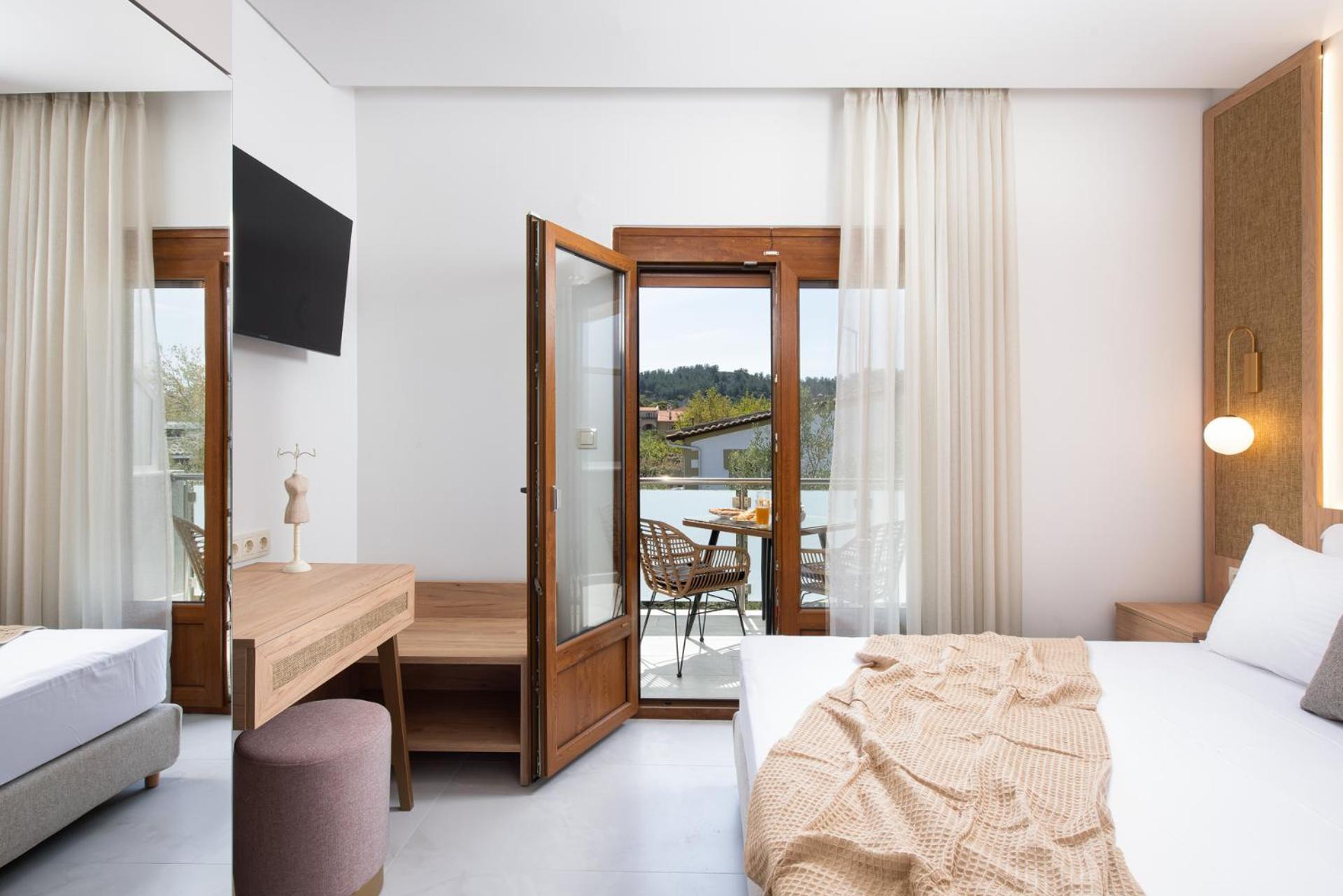 Opalium Beach Front Suites Потос Экстерьер фото